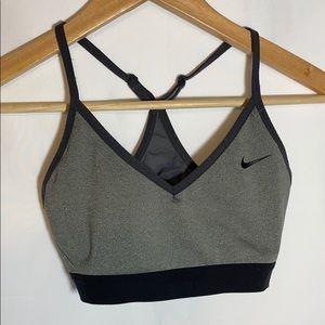 ✨Nike sports bra✨